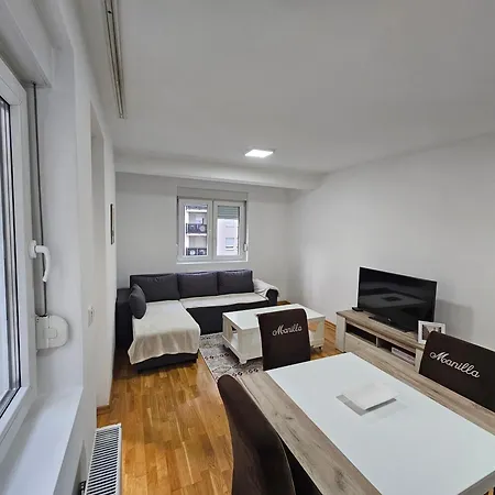 Bisevac Apartament *