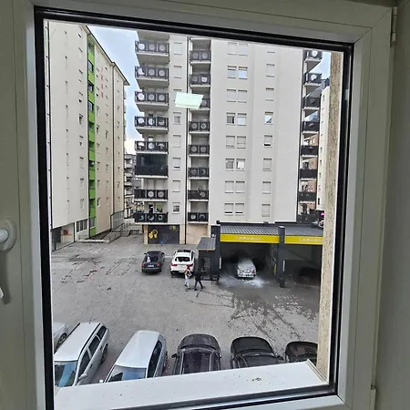 Apartament Bisevac *